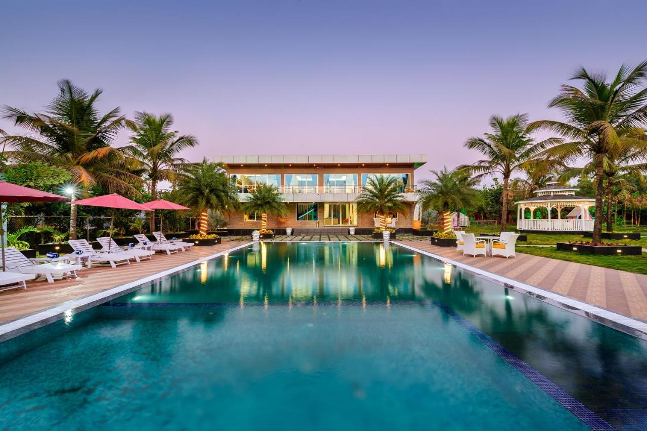 Saffronstays Palm Paradise: Poolside Oasis with Slides and Games Padghe Exterior photo